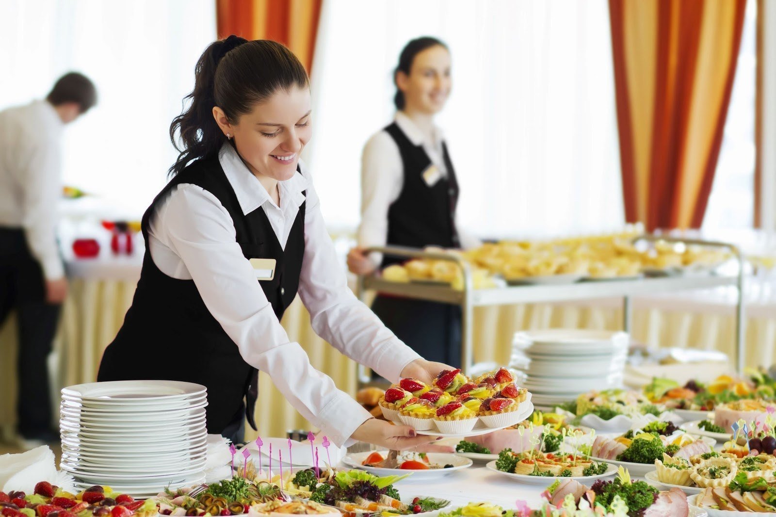 Home 32 How Hotel Catering Elevates Your Special Occasions