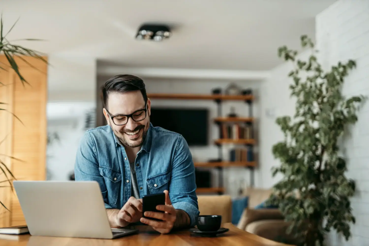 Home 7 manage Airbnb remotely