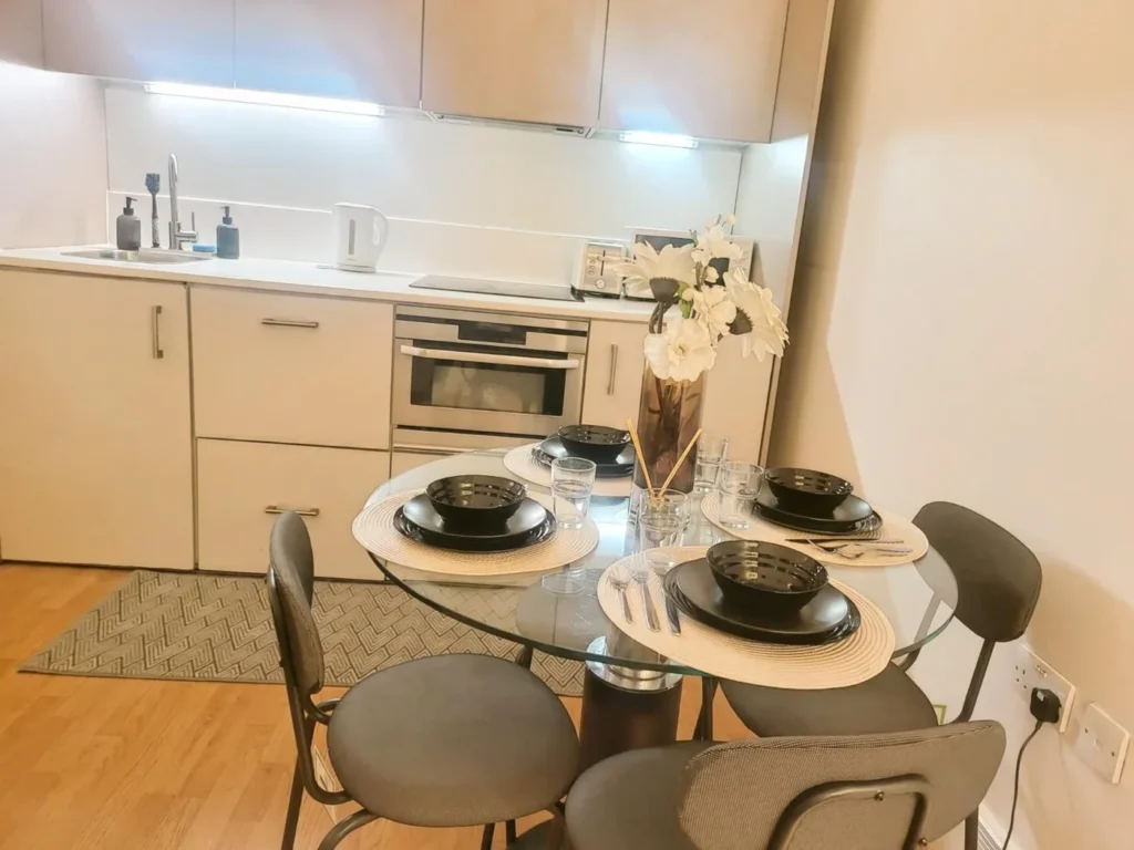 Birmingham Brindley House Kitchen Dining - StayBnB managed property