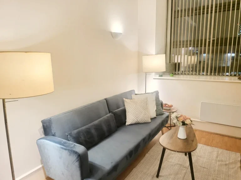 Birmingham Brindley House Living Room - StayBnB managed property