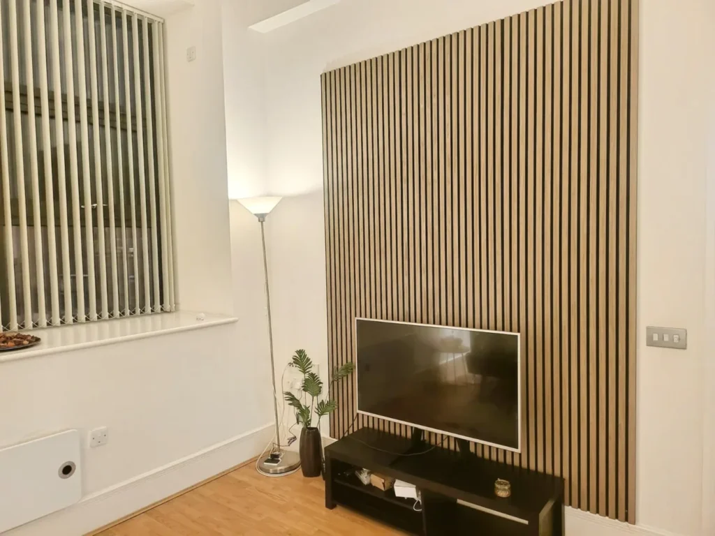 Birmingham Brindley House Tv Wall - StayBnB managed property